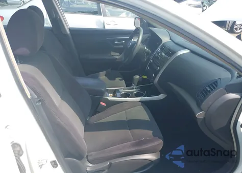 2013 Nissan Altima 2.5 S from USA, damaged, VIN 1N4AL3AP1DC916883